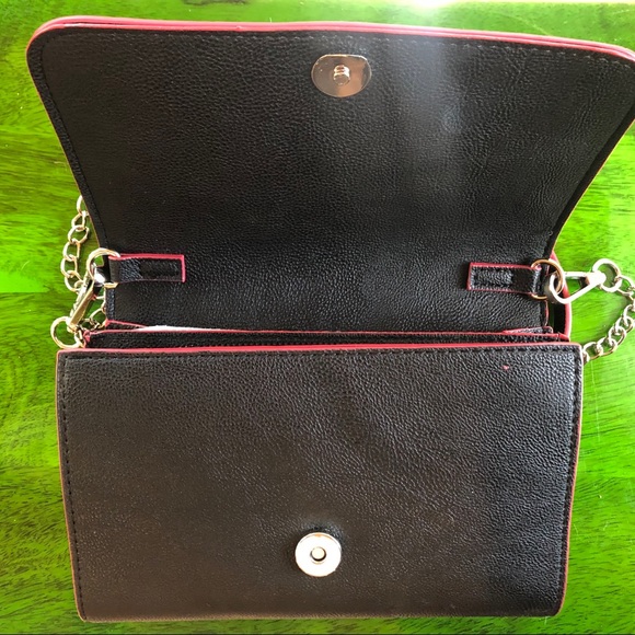 ๐ Betsy Johnson Fur Lips purse ๐ - Picture 7 of 8